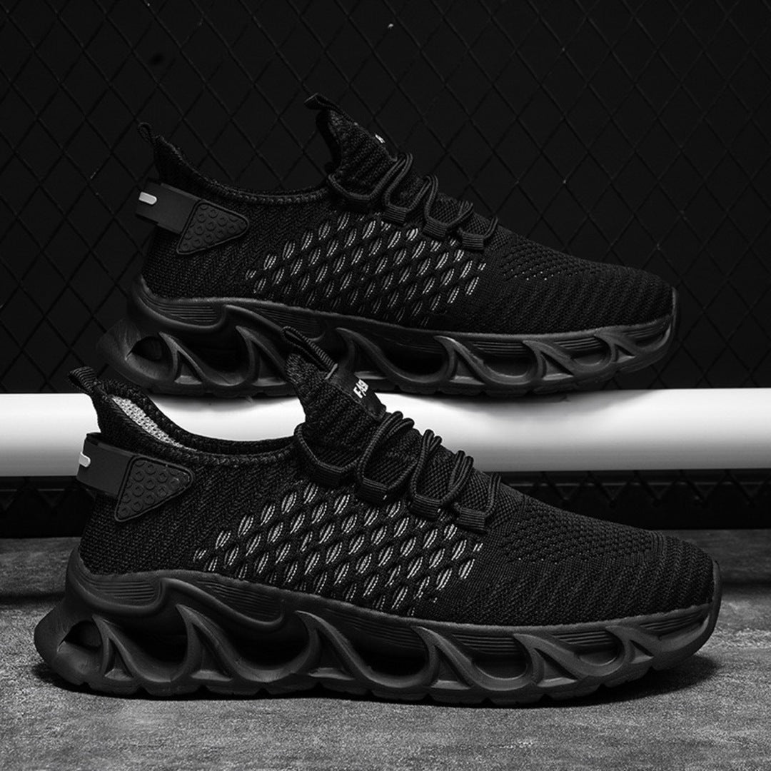 Nova Motion Sneakers